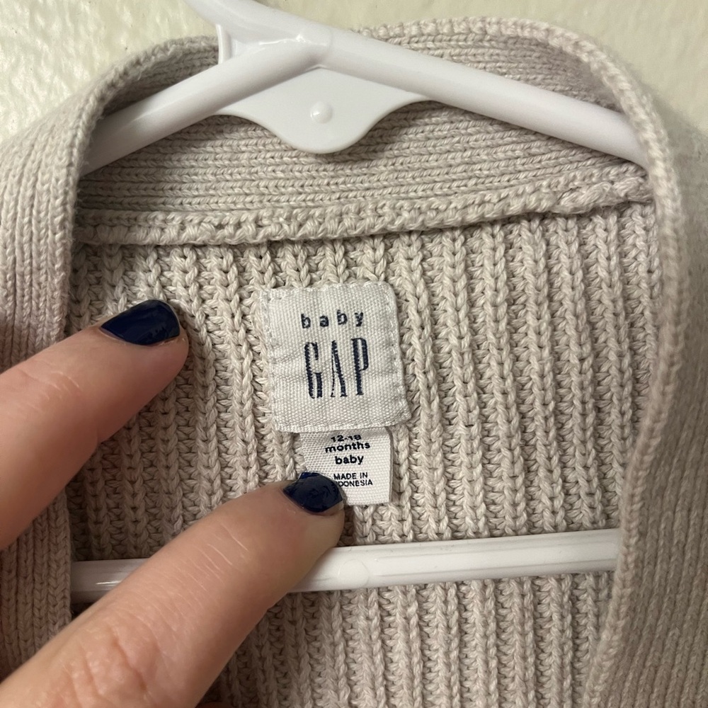 Super cute baby cardigan 12-18months